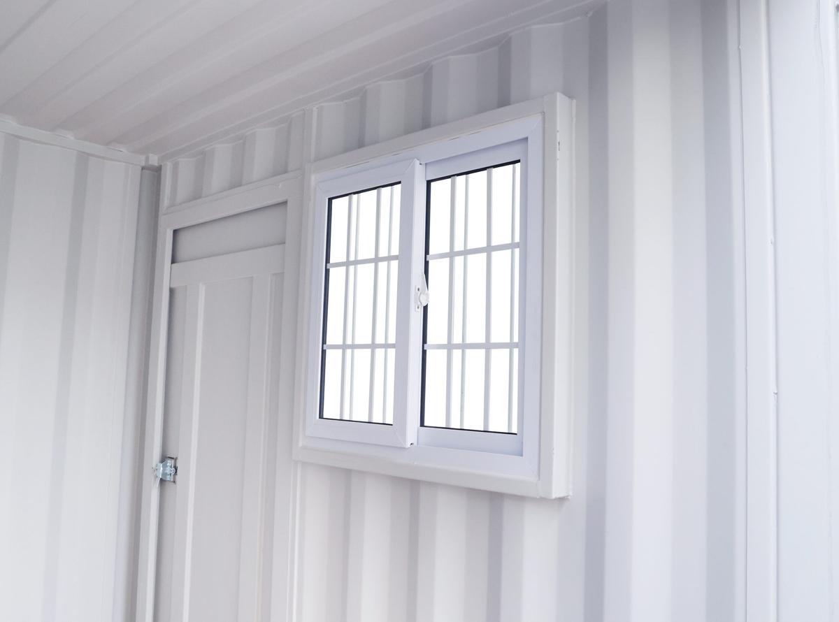 Value Industrial 7' Container Office