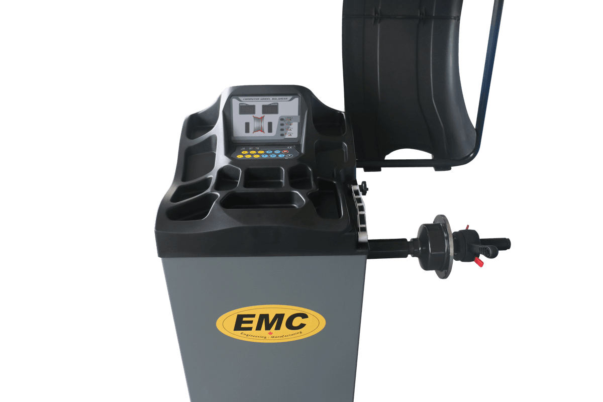 Value Industrial Wheel Balancing Machine - 220 rpm balancing speed - 8s measuring time